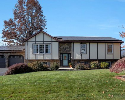 110 Logan Lane, Shippensburg