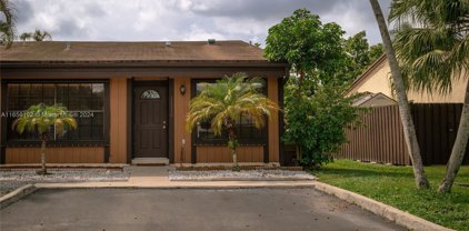 11130 Redwood Ave Unit #11130, Pembroke Pines