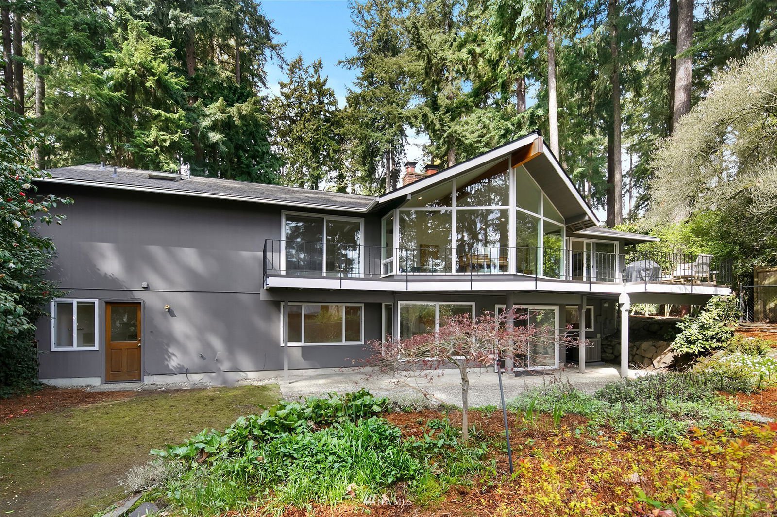 6130 E Mercer Way, Mercer Island MLS 1918747 Skyline Properties