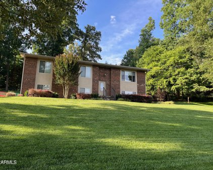 628 Greenwich Drive, Maryville
