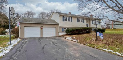 52 Sunnyview Drive, Suffield