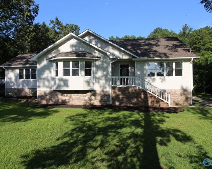 3323 Gurley Avenue, Gadsden
