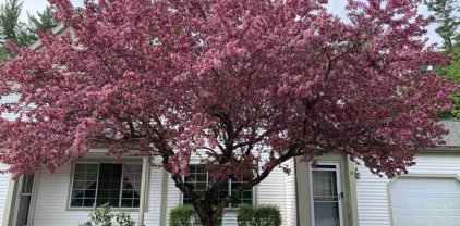 60 Starbird Road Unit #D, Jericho