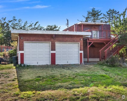 2379 Happy Lane, Oak Harbor