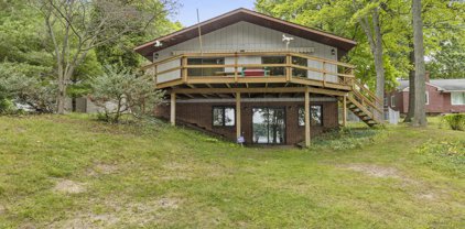 535 Seminole Road, Norton Shores