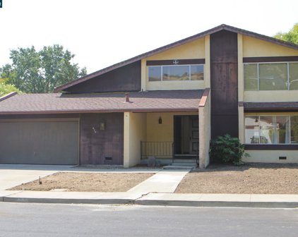 617 Sterling Dr, Martinez