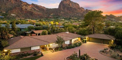 6115 N Camelback Manor Drive Unit #18, Paradise Valley