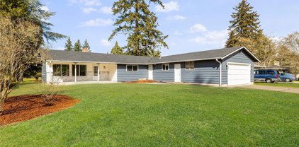 7701 Onyx Drive SW, Lakewood
