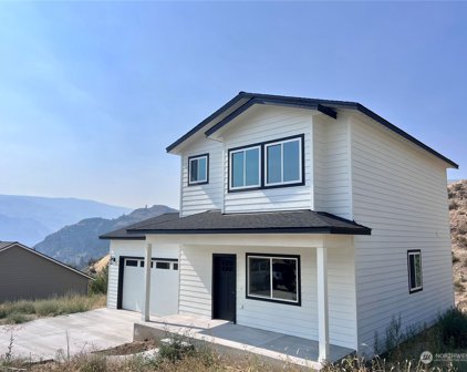 9979 Saska Way, Entiat