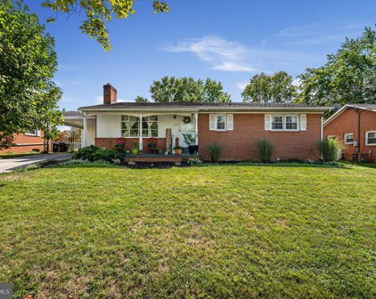 809 Kinzel Dr, Winchester