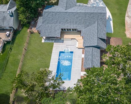 182 Cherokee Village Court, Ball Ground