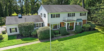 420 Rumson Road, Little Silver