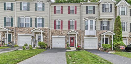 334 Bruaw Dr, York