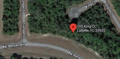 105 King Court, Labelle