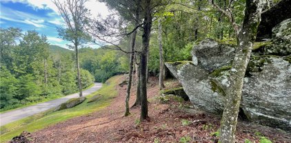 140 Moss Ledge Trail, Blowing Rock