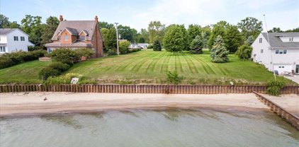 6490 Lakeshore, Burtchville Twp