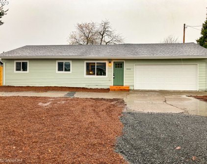 3950 BARGER DR, Eugene