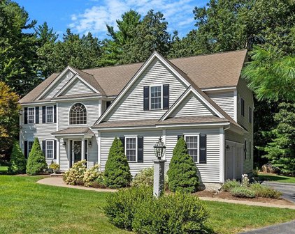 9 Eagle's Nest Road, Westford