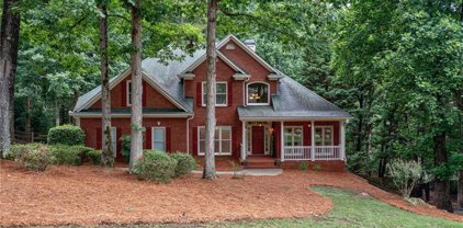 721 Lakeglen Drive, Suwanee