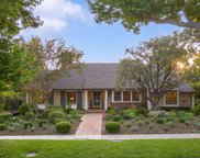 665 S Santa Anita Avenue, San Marino image