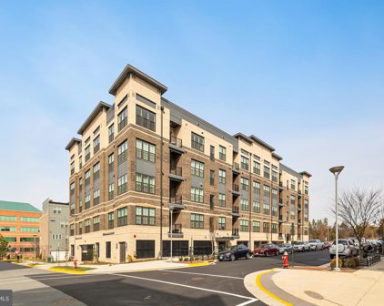 2320 Field Point Rd Unit #4-103, Herndon