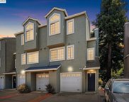 15 Crystal Gate Cmns, Hayward image