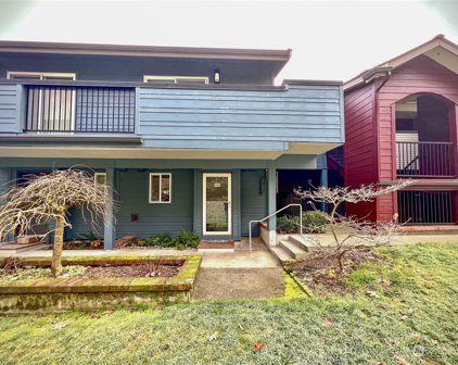15711 Waynita Way NE Unit #H-202, Bothell