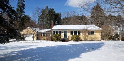 476 Old Marlboro Rd, Concord