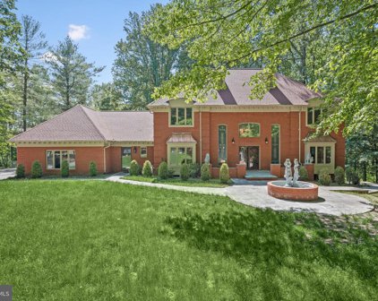 8972 Furrow Ave, Ellicott City