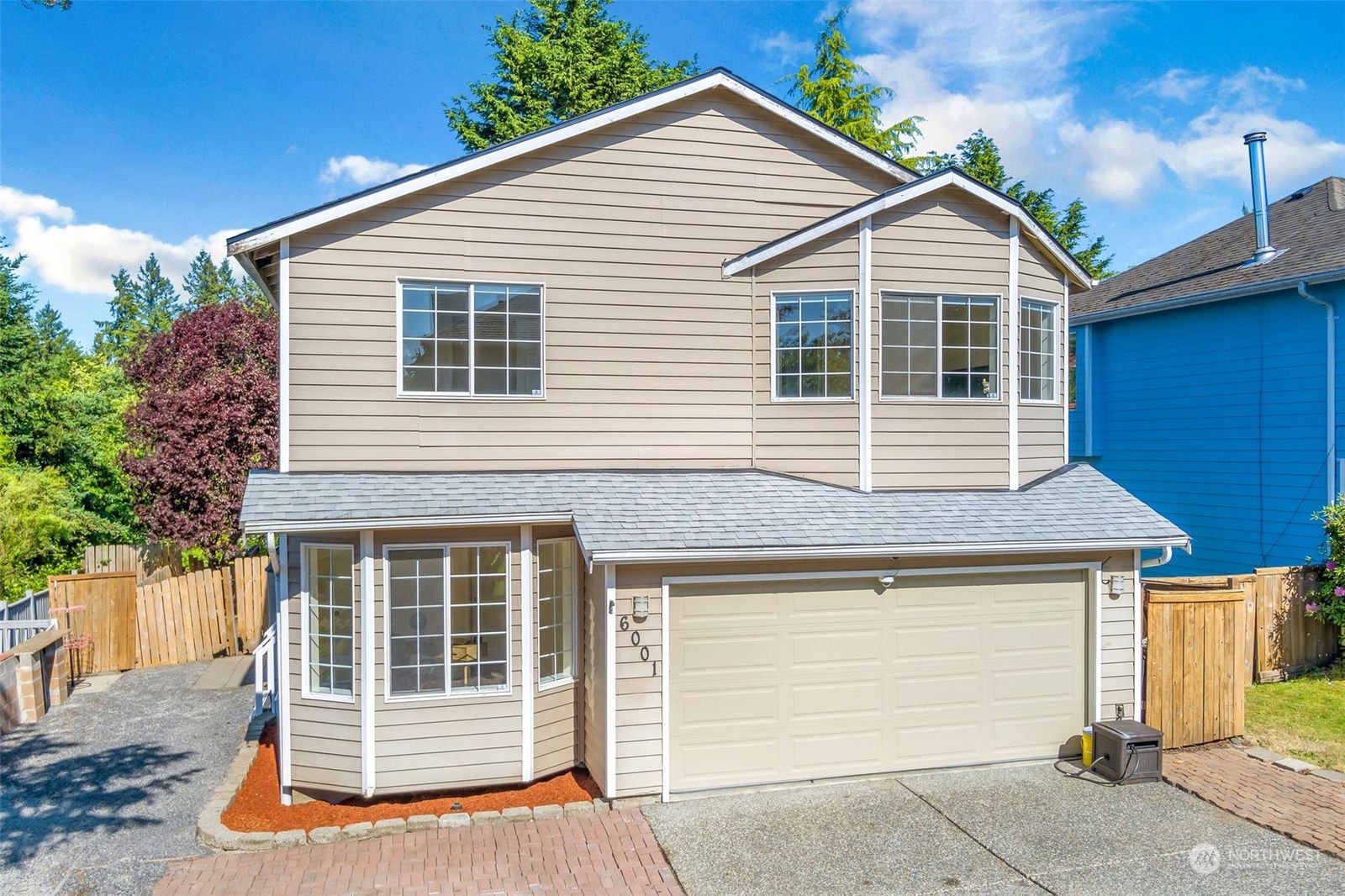 6001 Meridian Avenue, Everett MLS 2076650 Skyline Properties, Inc