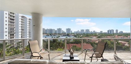 3600 Yacht Club Dr Unit #803, Aventura