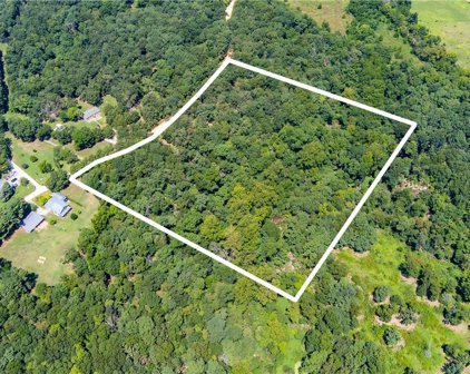 9020 Pine Grove  Road, Gentry