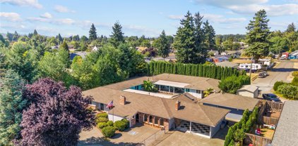 1301 3rd Avenue NW, Puyallup