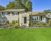 75 W Mcclellan Ave, Livingston Twp. image