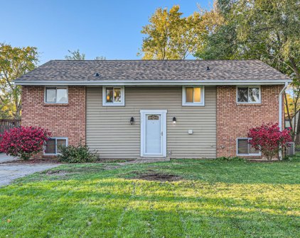 177 S Pinecrest Road, Bolingbrook