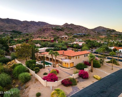 4723 E Foothill Drive, Paradise Valley
