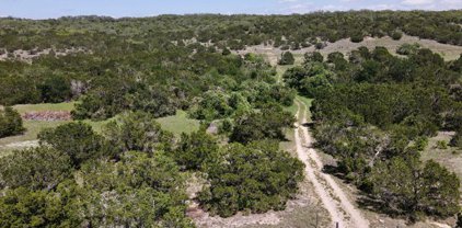 445 E Skyline Acres, Wimberley