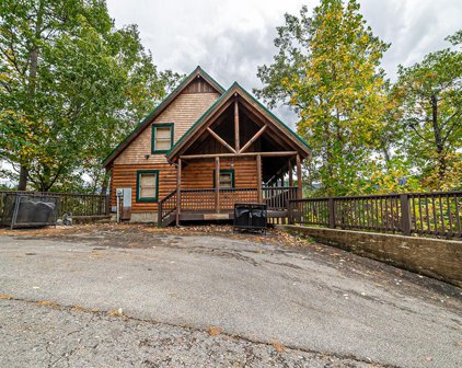 4616 Nottingham Heights Way, Pigeon Forge