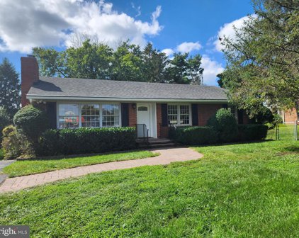 9533 Frederick Rd, Ellicott City