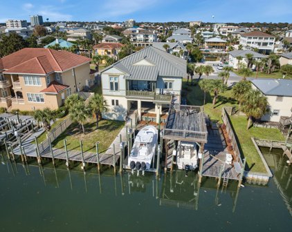 518 Vera Cruz Drive, Destin