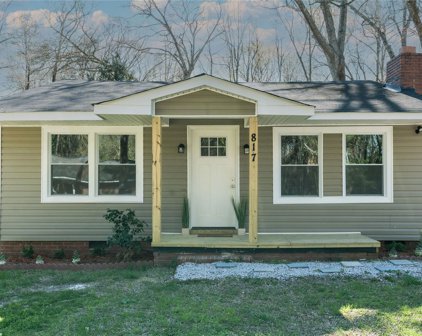 817 Dunlap  Street, Lancaster