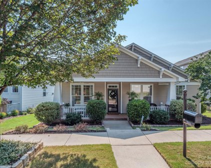 7906 Cottsbrooke  Drive, Huntersville