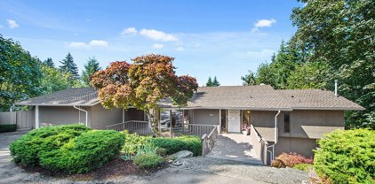 4825 88th Avenue SE, Mercer Island