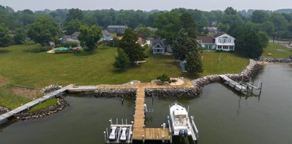 1642 Bayside Dr, Chester