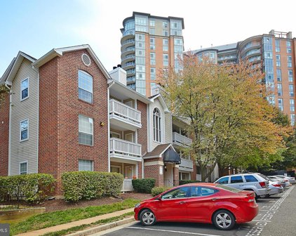 1513 Lincoln Way Unit #301, Mclean