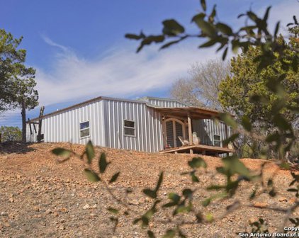 170 Old Medina Hwy, Bandera