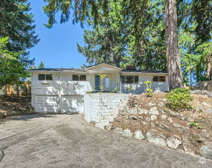 8130 69th Avenue SW, Lakewood