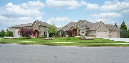 10240 Augusta Lane, Piqua