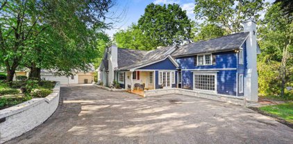 1295 Conewago Creek Rd, Manchester