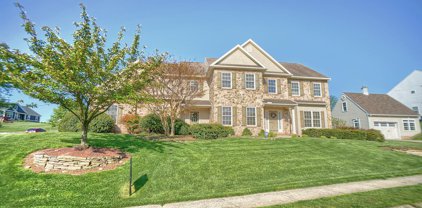 203 Hauer Ter, Spring Grove